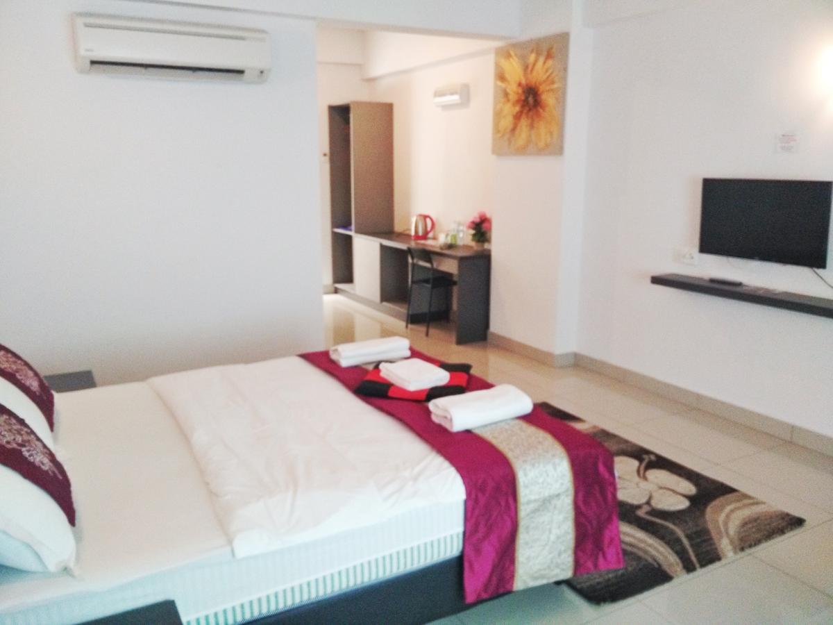 Aster Hotel Bukit Jalil Куала-Лумпур Экстерьер фото