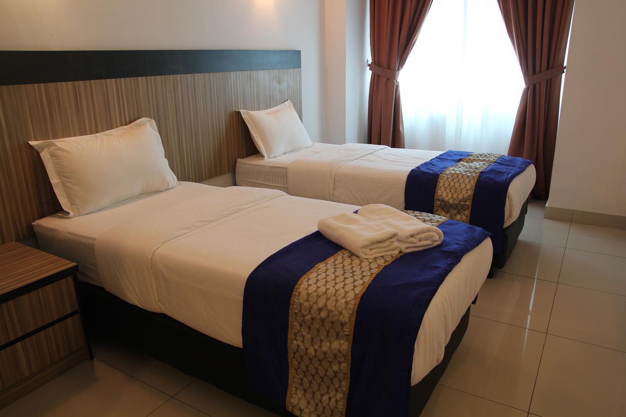Aster Hotel Bukit Jalil Куала-Лумпур Экстерьер фото